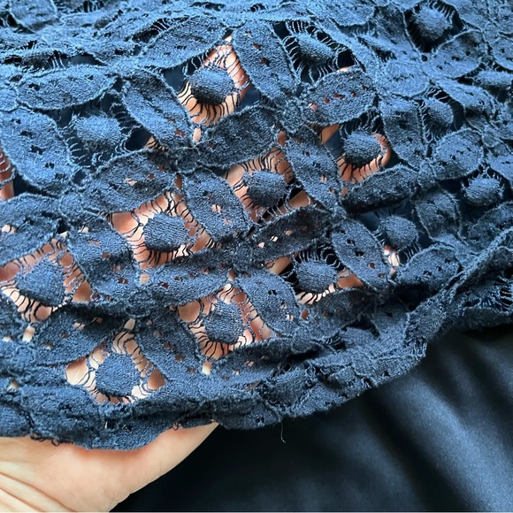 AB Studio dark blue lace cocktail dress - Picture 3 of 7